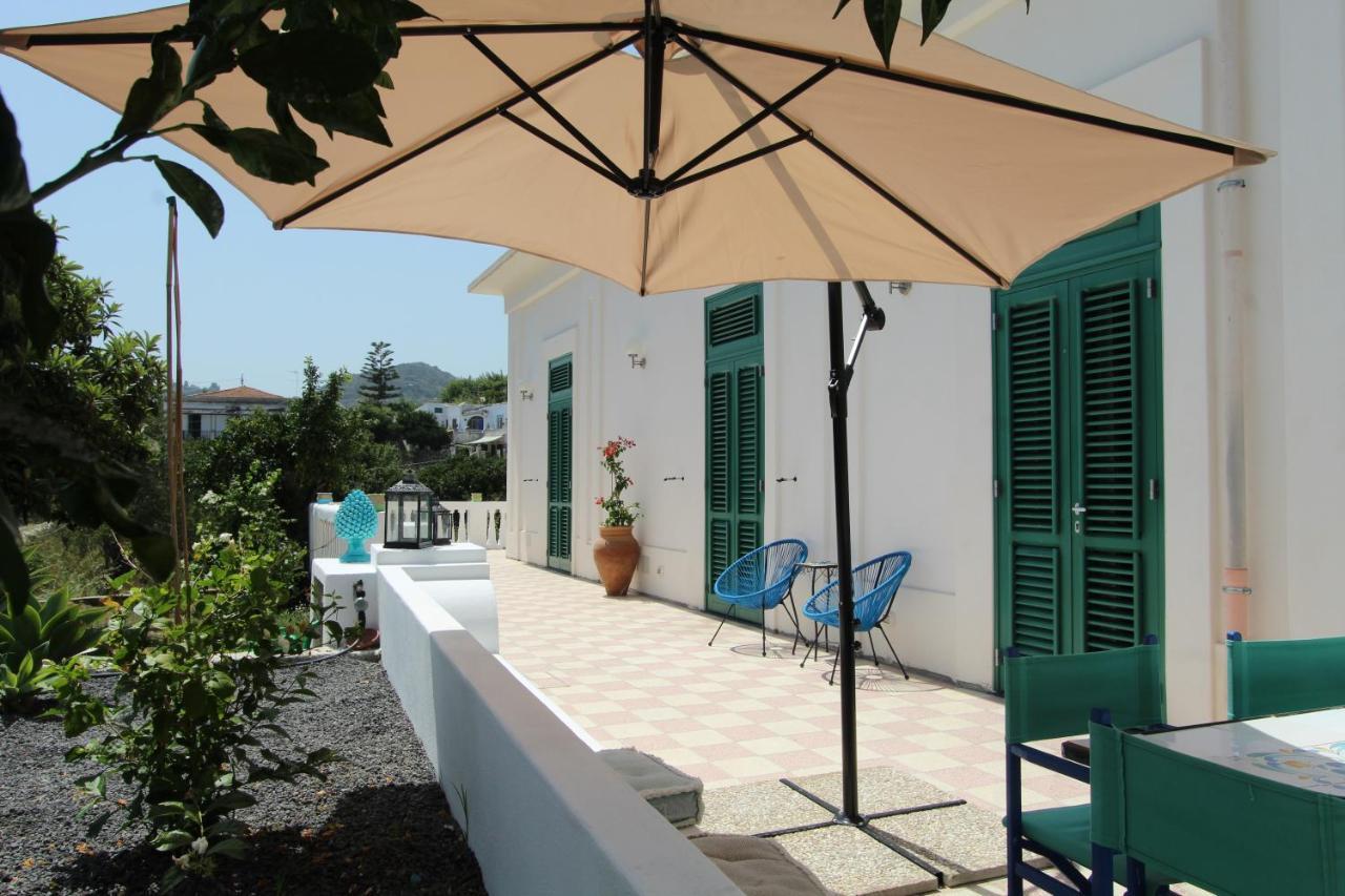 La Casa Bianca Βίλα Λίπαρι Εξωτερικό φωτογραφία
