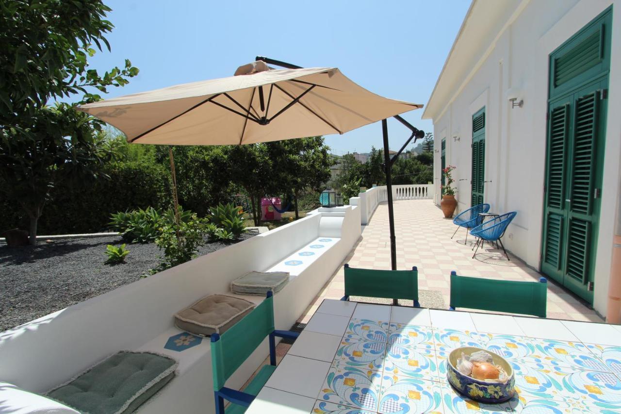 La Casa Bianca Βίλα Λίπαρι Εξωτερικό φωτογραφία